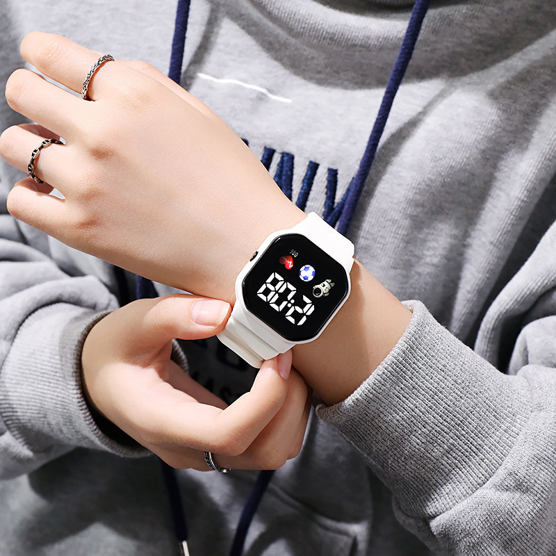 Zegarek elektroniczny LED, wie – Smartwatch Watches For Girls recenzja i cena